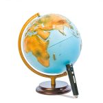 Globe terrestre tactile avec stylo parlant