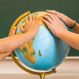 Globe terrestre tactile avec stylo parlant pour aveugle ou malvoyant