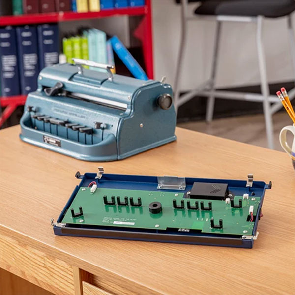 Connecteur Bloom pour Perkins Braille classique