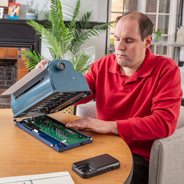 Connecteur Bloom pour Perkins Braille classique